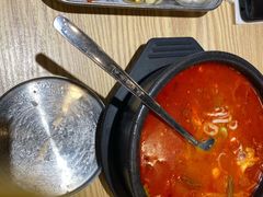 -吴草鸡爪오초닭발韩食堂(融恒盈嘉中心店)