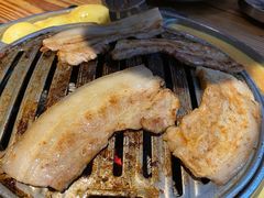 -青瓦炭韩潮烤肉(花园道店)