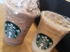 -星巴克(青岛火车北站候车大厅店)