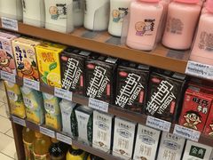 -全家便利店(莲花池东路店)