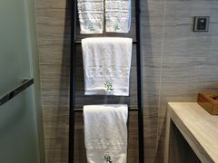 -深圳罗湖东门步行街亚朵X酒店