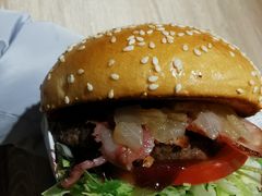 -The Habit Burger Grill 哈比特汉堡(复兴soho店)