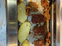 -爱客得牛排海鲜烤肉·火锅自助(春熙路黑金好店)