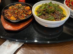 -川流不息·地道川菜·小龙虾(新松江路店)
