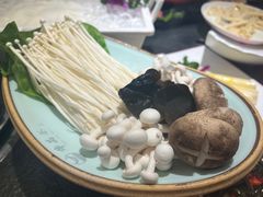 菌菇拼盘-牛品荟牛肉火锅(新城广场店)