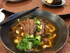 -尊品原汁牛肉面