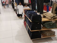 -优衣库(红谷滩万达店)