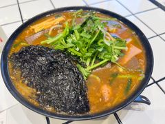 -肥汁米蘭香港米线(长宁来福士店)