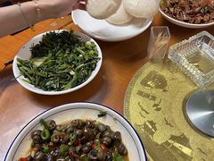 -芦茨金富饭庄·25年老字号·专做稻草鸡