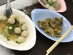 -榮泰米粉湯(Left Shop)