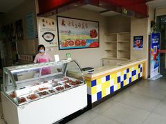 -八仙台服务区-停车场