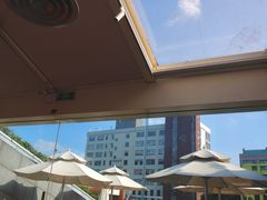 -UNI UNI(环亚凯瑟琳店)