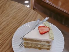 玄米茶奶油蛋糕-猫里有甜