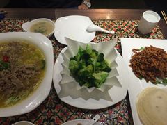 -城南往事济南风味主题餐厅(东环店)