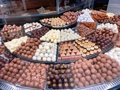 -Laderach 莱德拉(上海环贸iapm店)