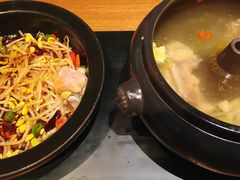 -云海肴·汽锅鸡·云南菜(天山百盛优客店)