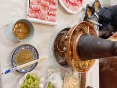 -羊家胡同·龙虾烧烤火锅(龙汇路店)