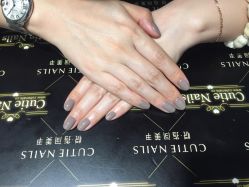 -悦指间美甲美睫
