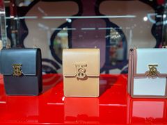 -BURBERRY(上海港汇恒隆广场店)