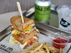 牛肉芝士三明治（*配薯條）-SAANCI山池咖啡(海上世界文化艺术中心店)