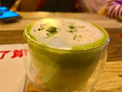 焦糖抹茶拿铁-漫咖啡MAANCOFFEE(人大店)