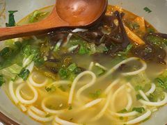 -百春原湖南牛肉粉(百联世纪店)