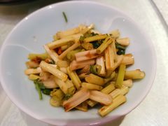 凉拌芹菜-荣粤酒家·融合粤菜