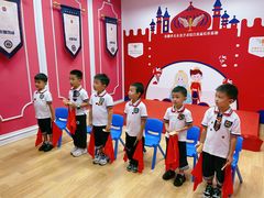 -米娜凯威少儿礼仪艺术教育(南海新凯广场店)