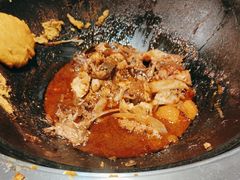 -锅老头海鲜铁锅炖