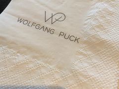 -WOLFGANG PUCK KITCHEN & BAR(迪士尼小镇店)