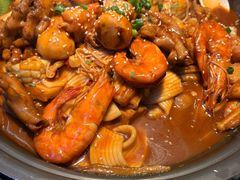 -徐记小怪兽肉蟹煲(中央大街店)