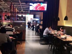大堂-青年公社烤鸭(滨湖银泰店)