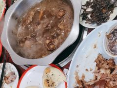 -聚首堂·特色小吃·肘子(什刹海德胜门店)