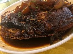 酱烧鱼头-湖鲜楼