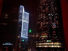 -广州柏悦酒店·悦吧·顶楼露天酒吧