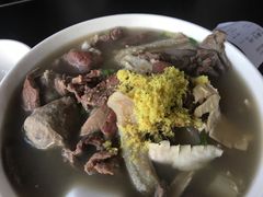 -潮镇老尾牛杂(环城西路店)