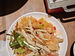 -万记麻辣烫国展总店