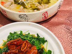 肥牛-东方明珠老上海8号餐厅