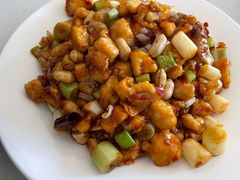 宫爆鸡丁-阿三鱼头泡饼·家常菜