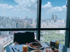 -龙之梦万丽酒店青餐厅