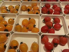 -涨巢·潮玩水疗局