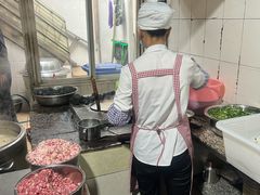 -正宗杨记普洱酸醋米线(总店)