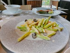奶油芦笋-穹六人间 people 6(岳阳路店)