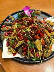 -鑫淼餐饮娱乐中心(江东街店)