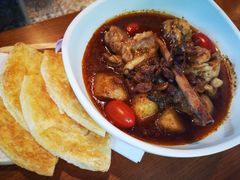 -Chom Cafe and Restaurant