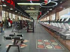 -健龙森俱乐部·游泳·健身·羽毛球综合体育馆