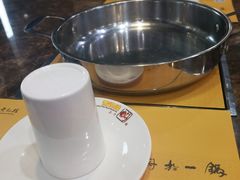 -黄记煌三汁焖锅(名泉广场店)