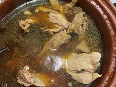 松茸鸡汤-真味汤馆(汽博店)