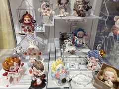 -泡泡玛特POPMART(侨福芳草地店)