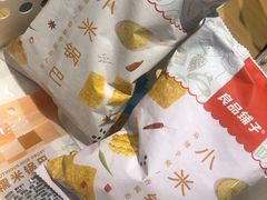 -良品铺子(五角场万达店)